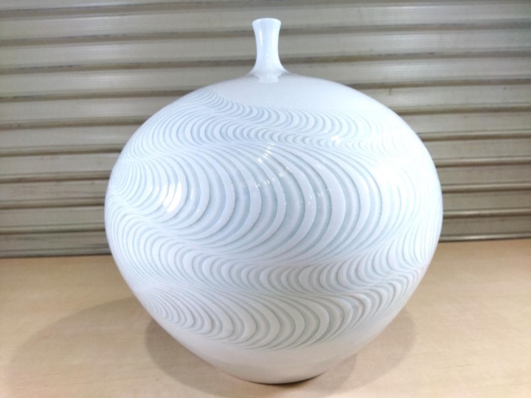 飾花瓶 白磁青海彫 花入れ 花器 花瓶 壷 つぼ 陶器 インテリア