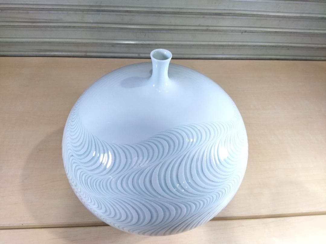 飾花瓶 白磁青海彫 花入れ 花器 花瓶 壷 つぼ 陶器 インテリア