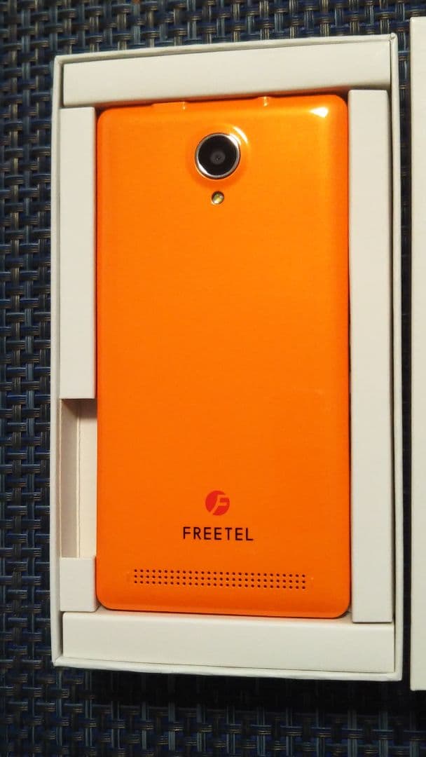 freetel Priori3 未使用 本体のみ