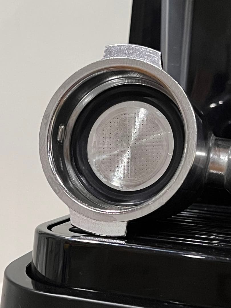 デロンギ(DeLonghi）EC235J-BK エスプレッソ・カプチーノメーカー