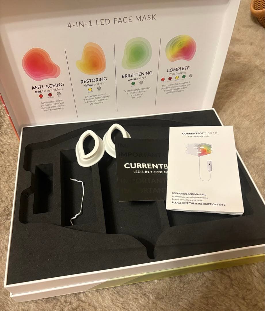 カレントボディ　LED美顔器 フェイスマスク型