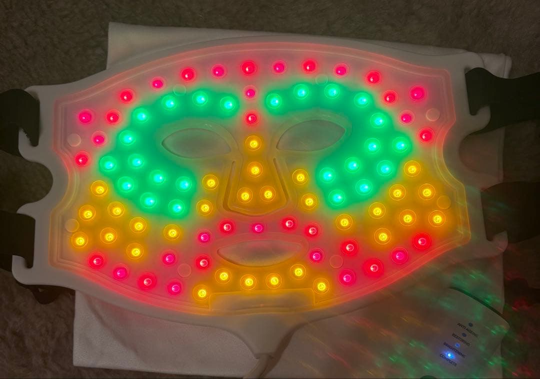 カレントボディ　LED美顔器 フェイスマスク型