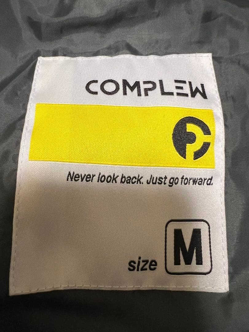 くるCOMPLEW スノーボードウェア Mサイズ ホワイト