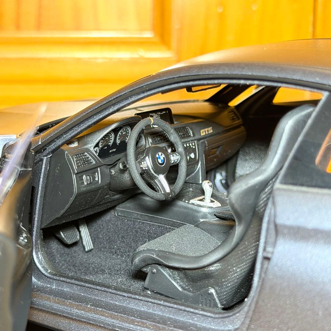 ミニチャンプス 1/18  M4 GTS 2016 ダークグレー