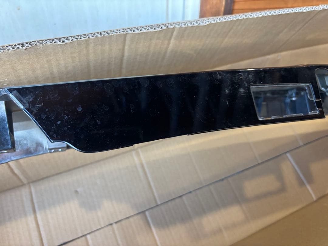 ヴェルファイア30系 後期 リアゲート ガーニッシュ メッキガーニッシュ