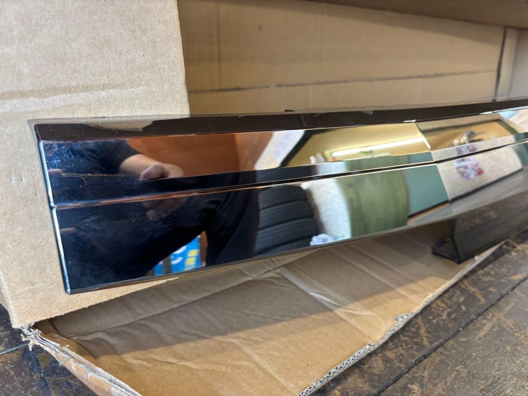 ヴェルファイア30系 後期 リアゲート ガーニッシュ メッキガーニッシュ