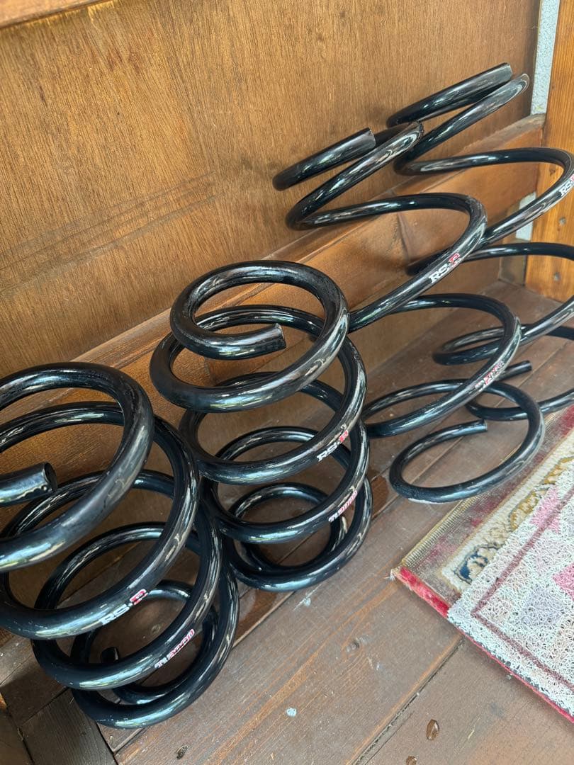 トヨタ アルファード30後期ハイブリットダウンサスRSR Ti2000４本セット