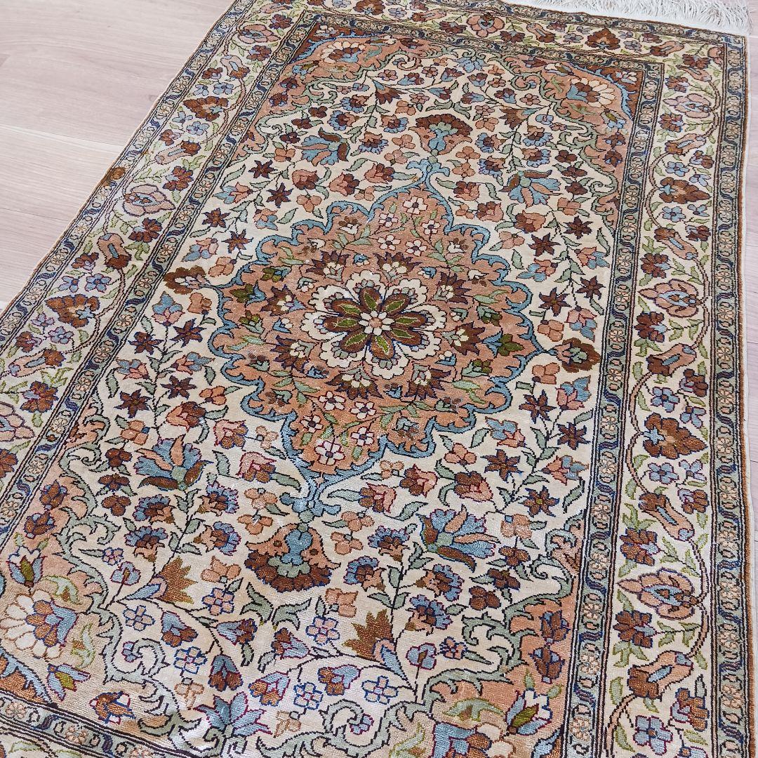 Y3050 トルコ絨毯 カイセリ 手織り72万ノット シルク 128×83㎝