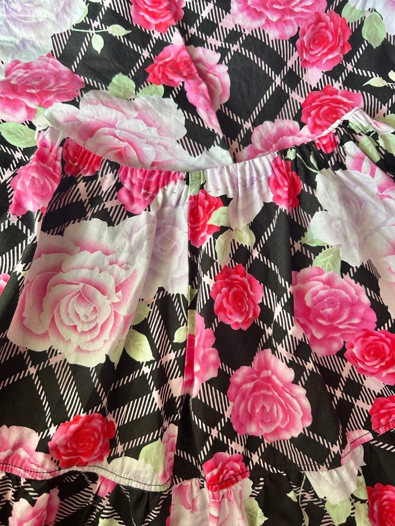 浴衣ドレス♡黒ピンクバラ柄♡ REIRIE 金子理江ちゃん着用