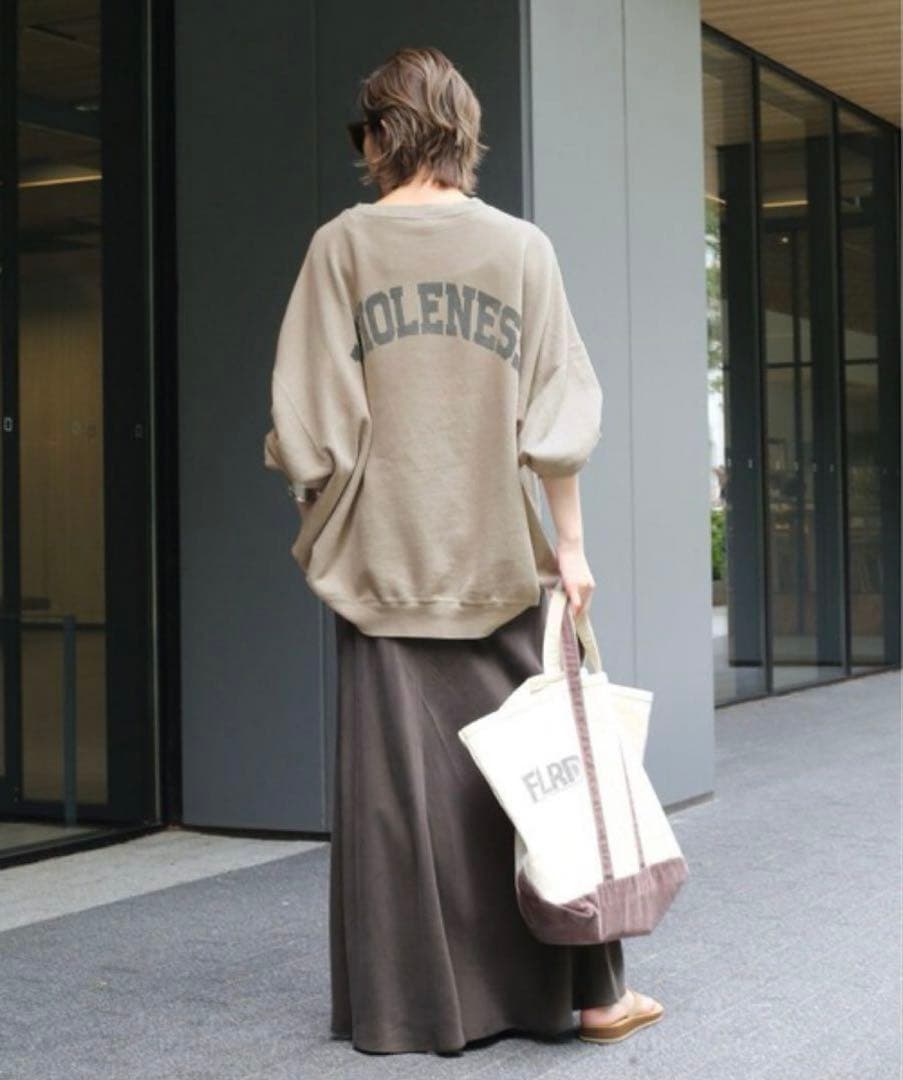 完売品 美品 Deuxieme Classe ドゥーズィエムクラスロゴスウェット