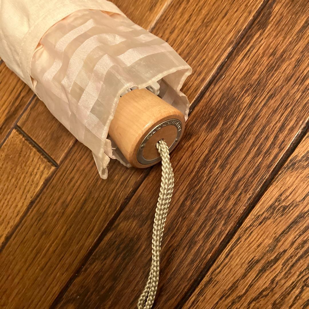 jasmin　セリーヌとバーバリの傘