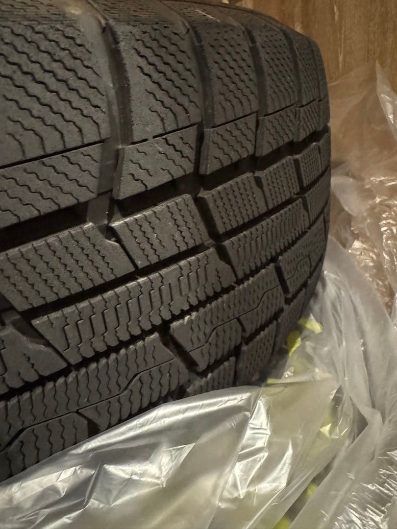 再出品　40アルファード用　スタッドレスタイヤ　4本セット
