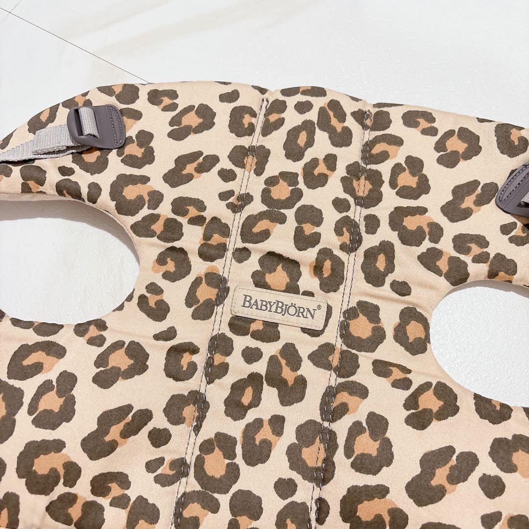 BABYBJÖRN ベビーキャリアMINI ヒョウ柄 レオパード ベビービョルン