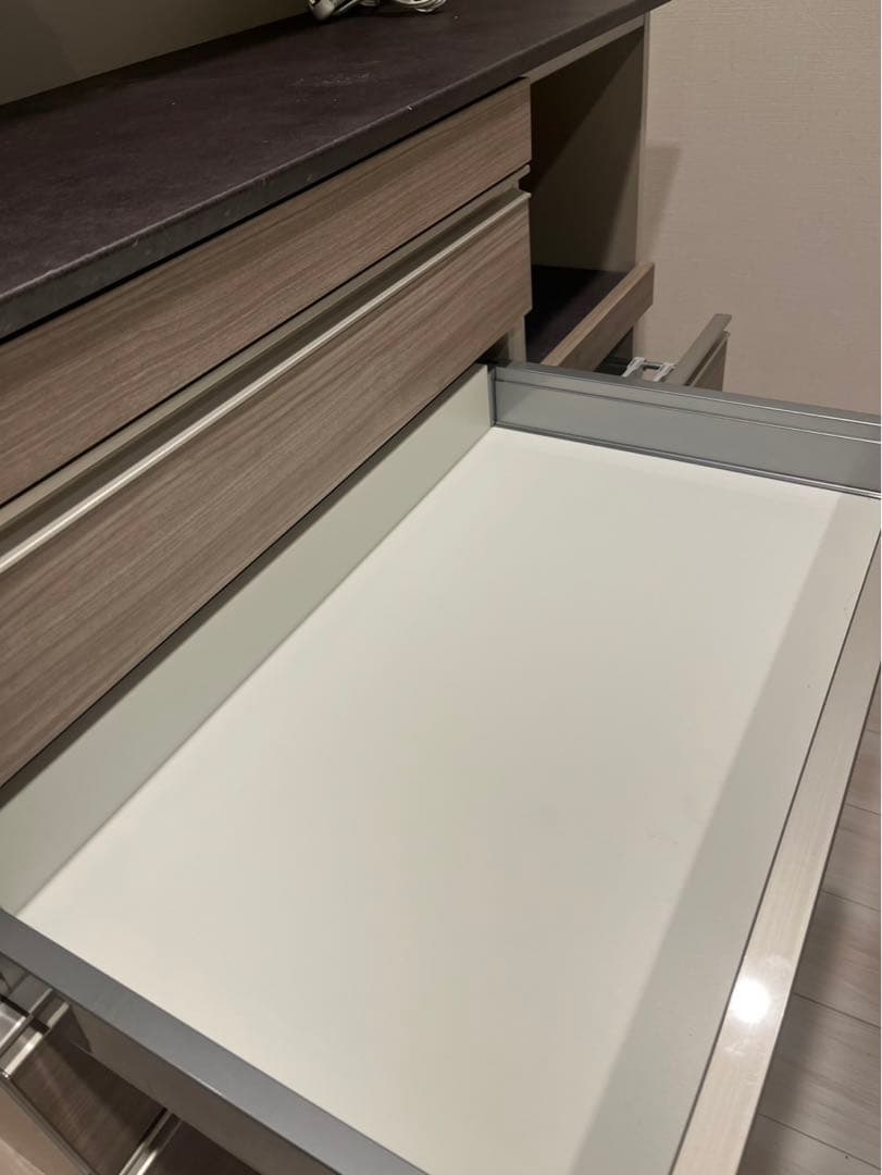 2021年購入　ayano食器棚