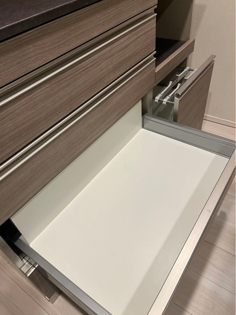 2021年購入　ayano食器棚