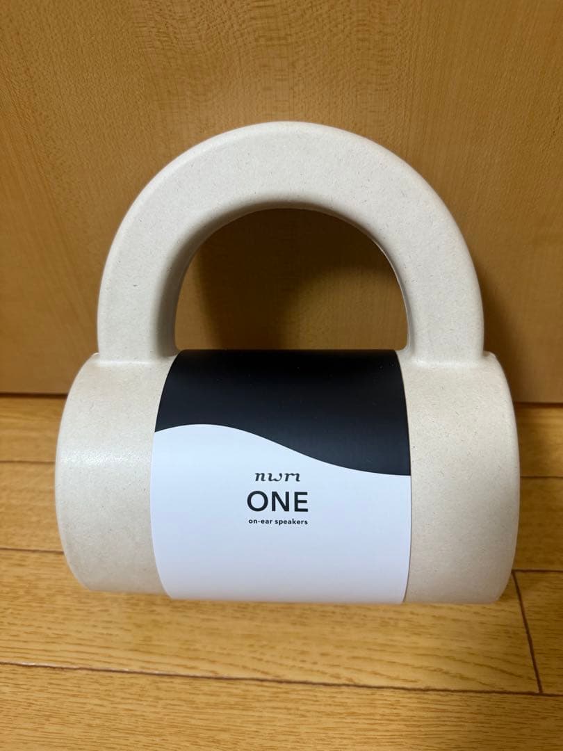 最終値下げ！nwm ONE オープンイヤーヘッドホン ＋ ヘッドホンスタンド付き