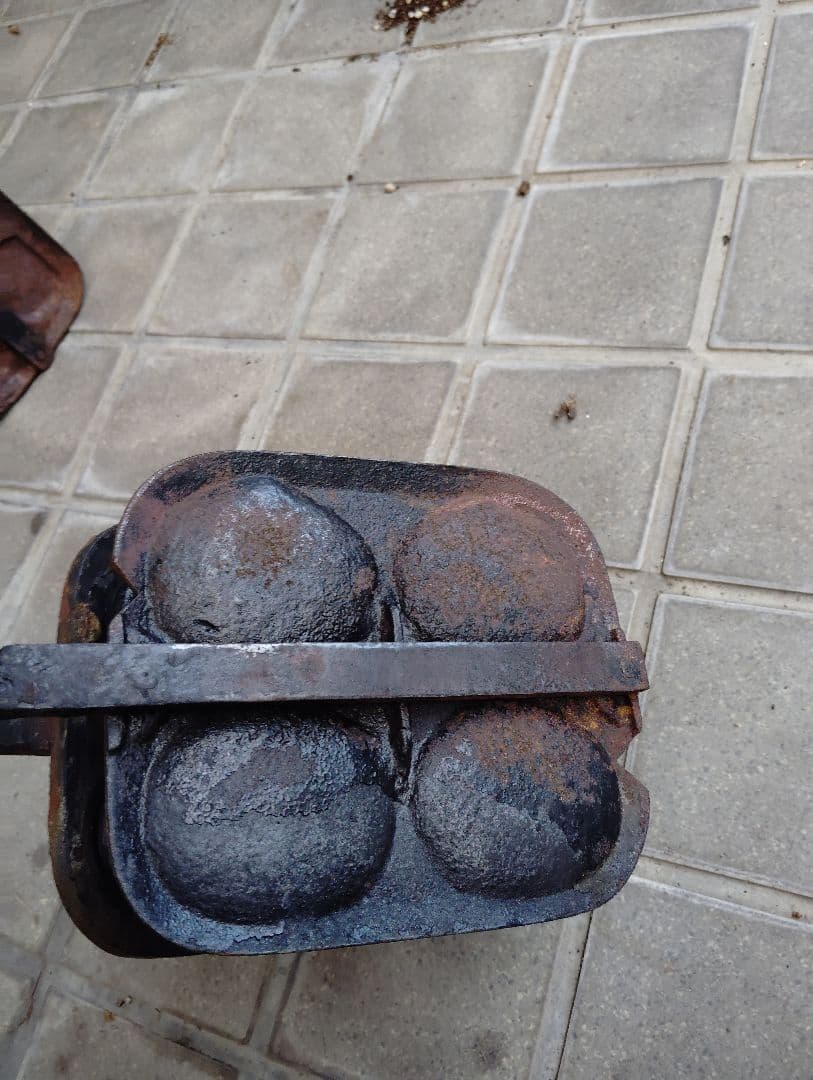 和菓子製造用金属型 四つ栗形　まとめ２点　ケロピノ