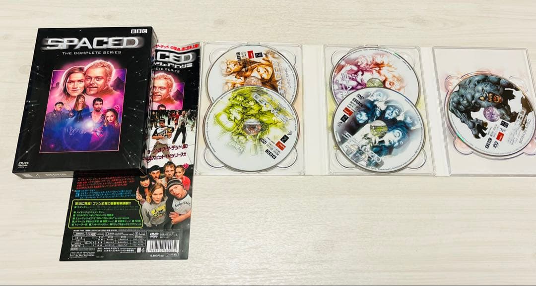 ★DVD BOX★ SPACED 俺たちルームシェアリング〈5枚組〉　セル版