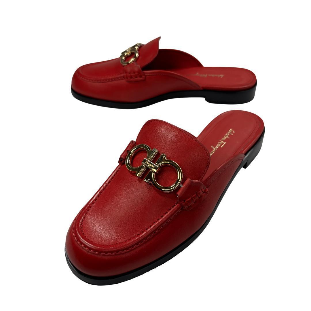 新品級 フェラガモ ガンチーニ ミュール 赤 6D 23.5cm レディース