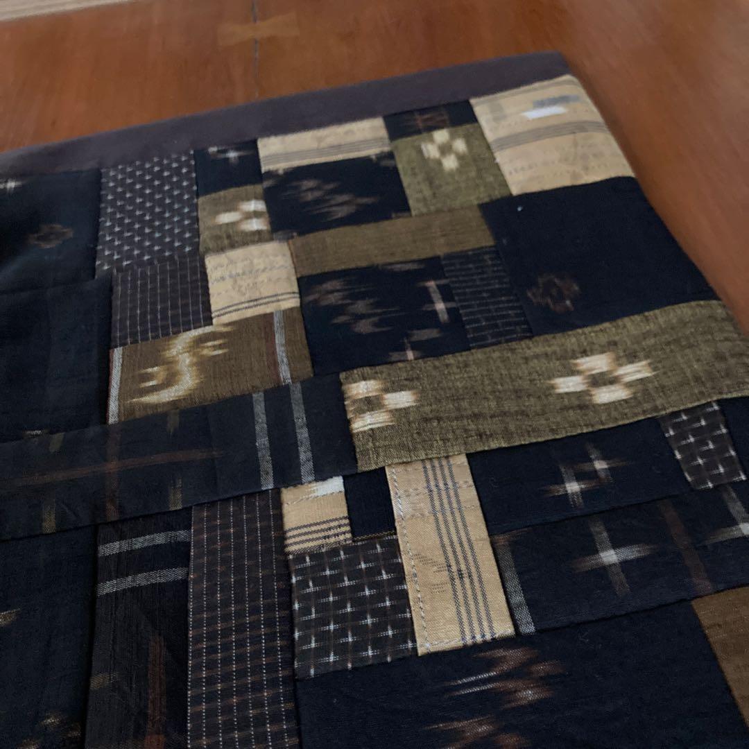 着物はぎれ　古布　久米島紬　タペストリー　フリーマット　パッチワーク
