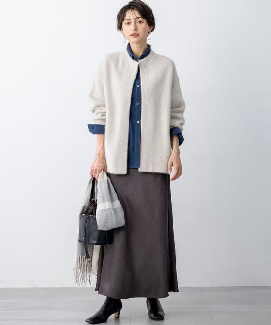 23区今季見上愛さん着用/洗えるラクーンブレンドダブルフェイス ニット アウター