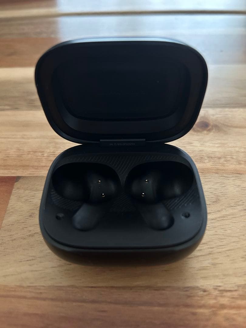 JBL LIVE BEAM 3 ワイヤレスイヤホン　ブラック　美品