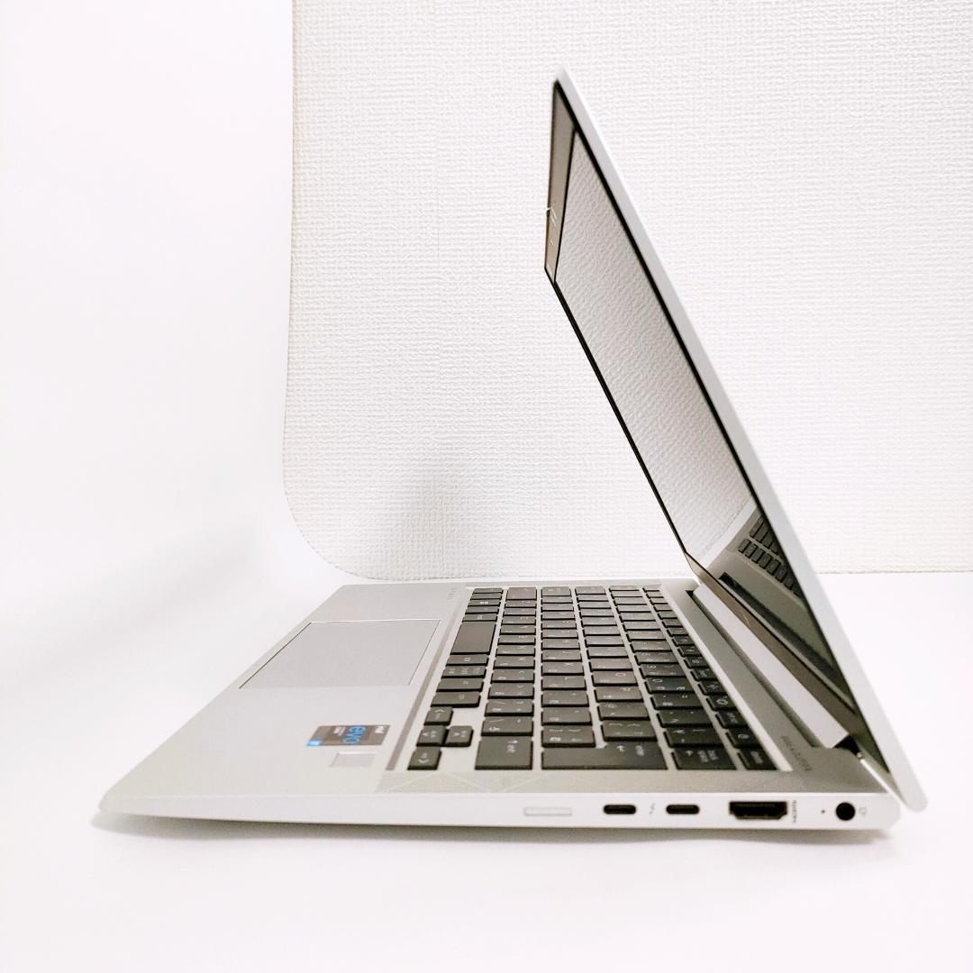 第11世代i7✨️16GB/SSD512G/小型/HP/カメラ付きノートパソコン