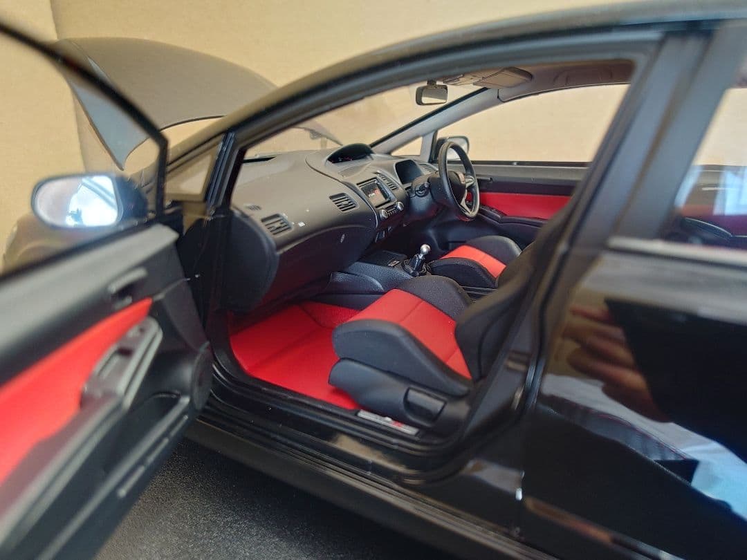 モーターヘリックス　1/18　シビックタイプR　FD2