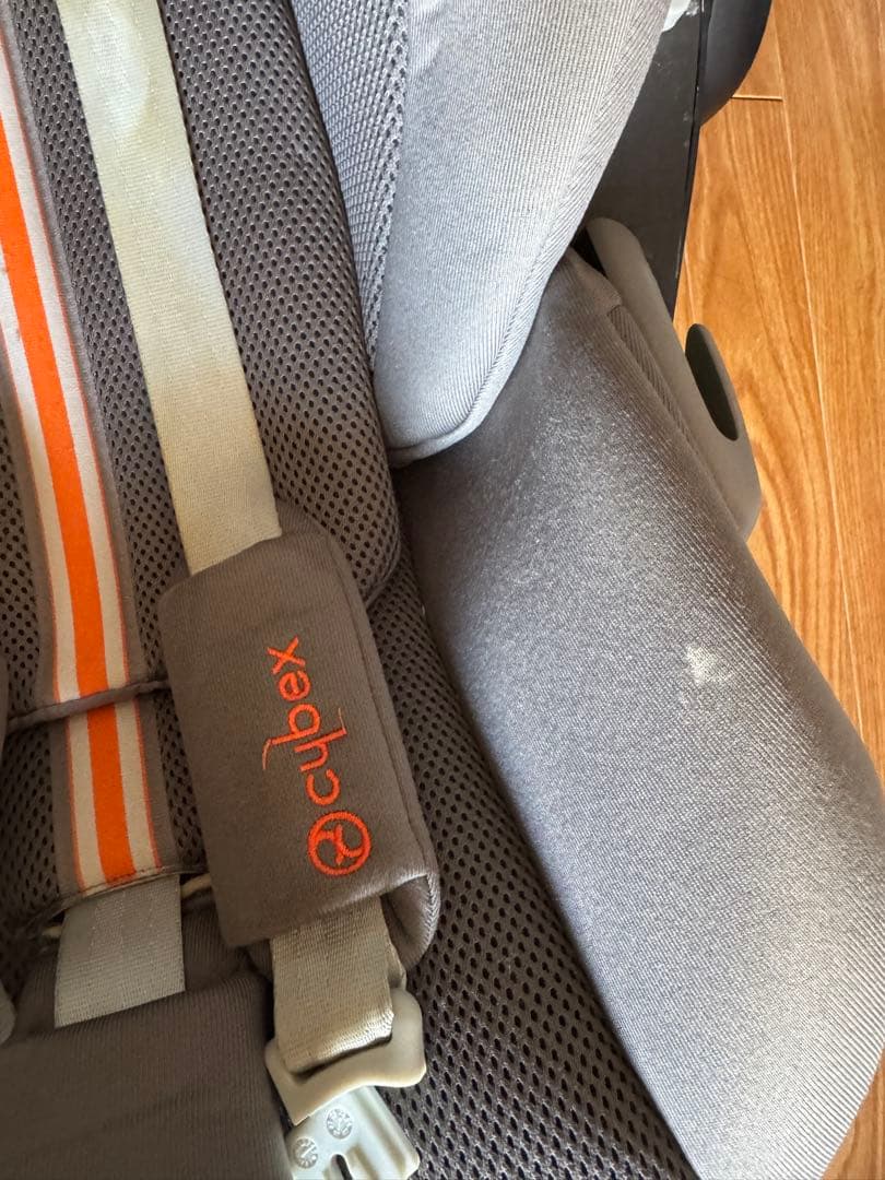 Cybex Cloud G i-Size ベビーシート ISOFIXベース付き