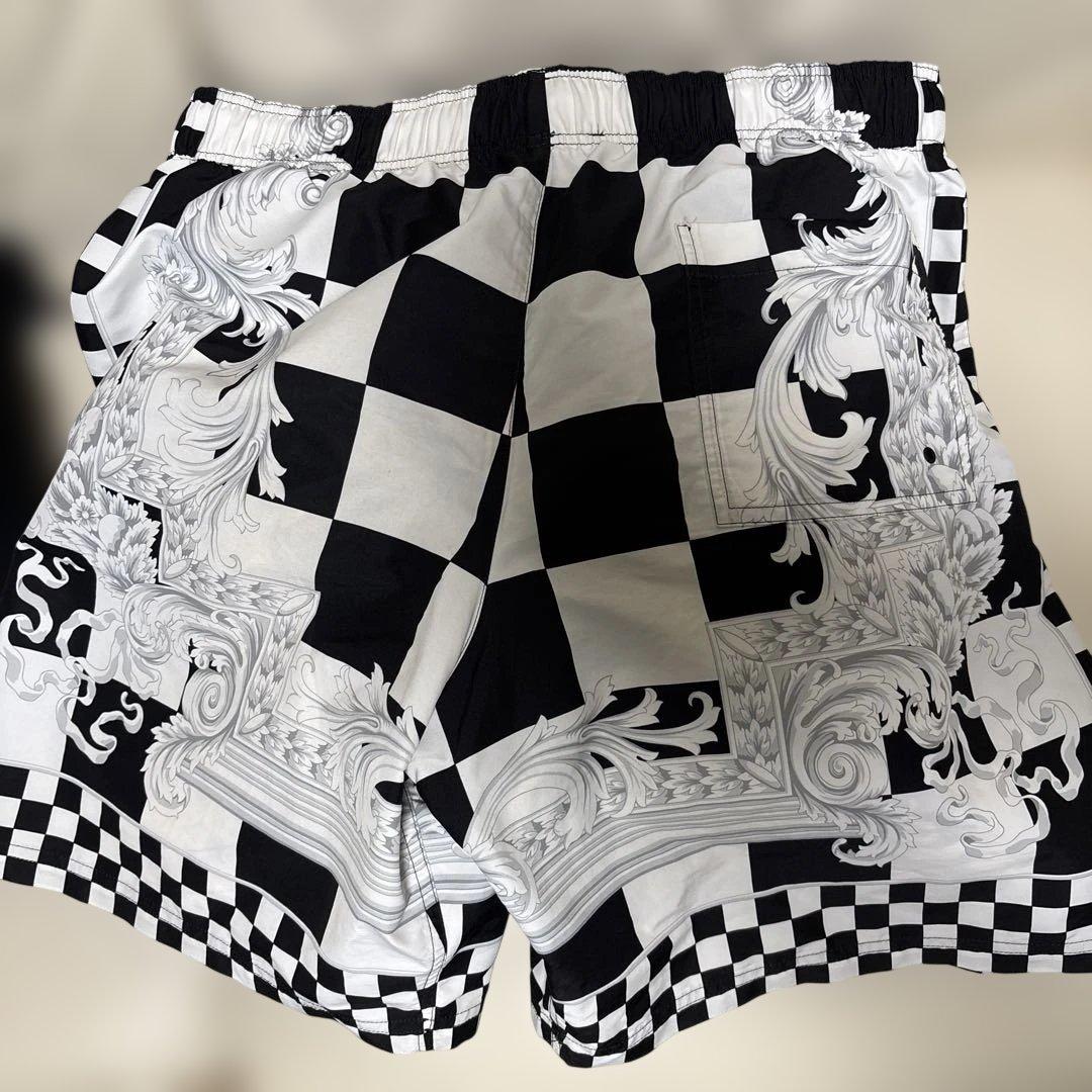 Versace ハーフパンツ　りょうすけ