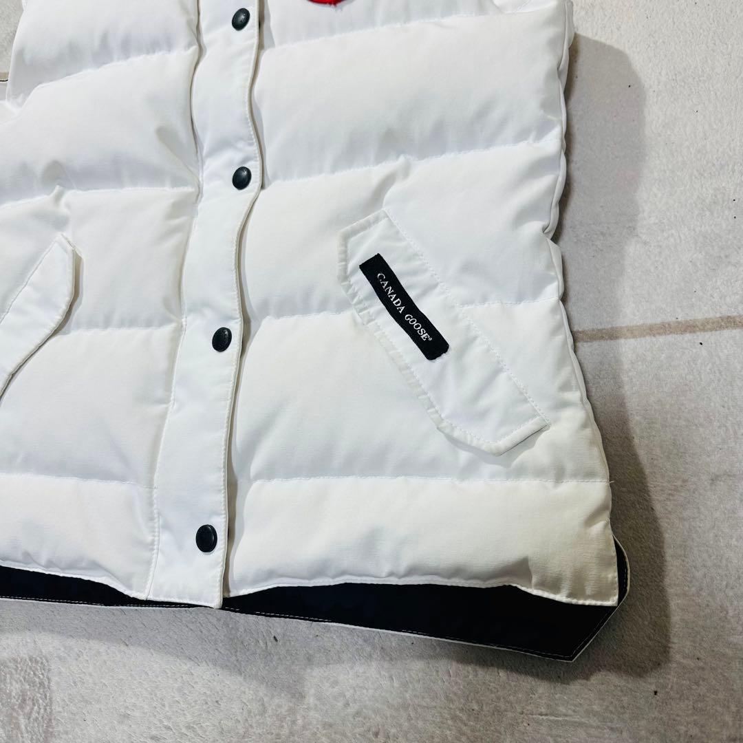 ★ ★カナダグース フリースタイル ベスト 白 S