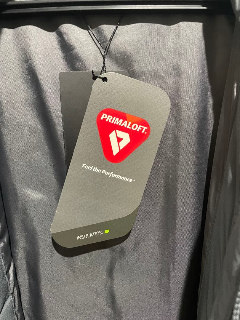 ニューバランス MET24 Padded Vest ダウンベスト