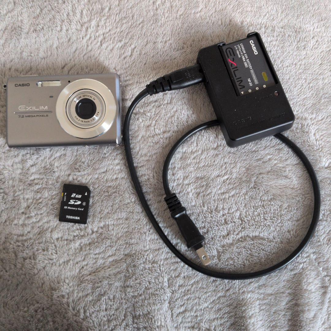 美品CASIO EXILIM EX-Z75 デジタルカメラ