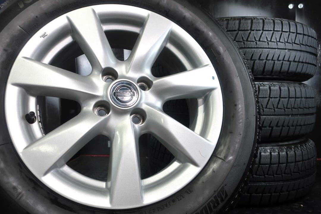 日産純正 E12ノート 21年製 BSスタッドレス 185/65R15 ティーダ