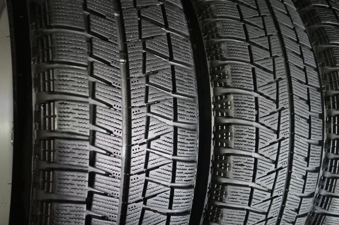 日産純正 E12ノート 21年製 BSスタッドレス 185/65R15 ティーダ