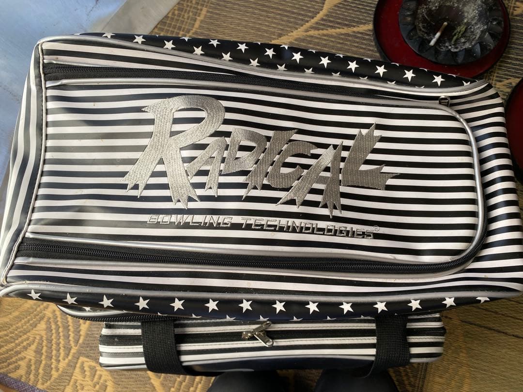 プ*ま様 注目度UP ラディカル　2個入りボウリングキャリーバッグ