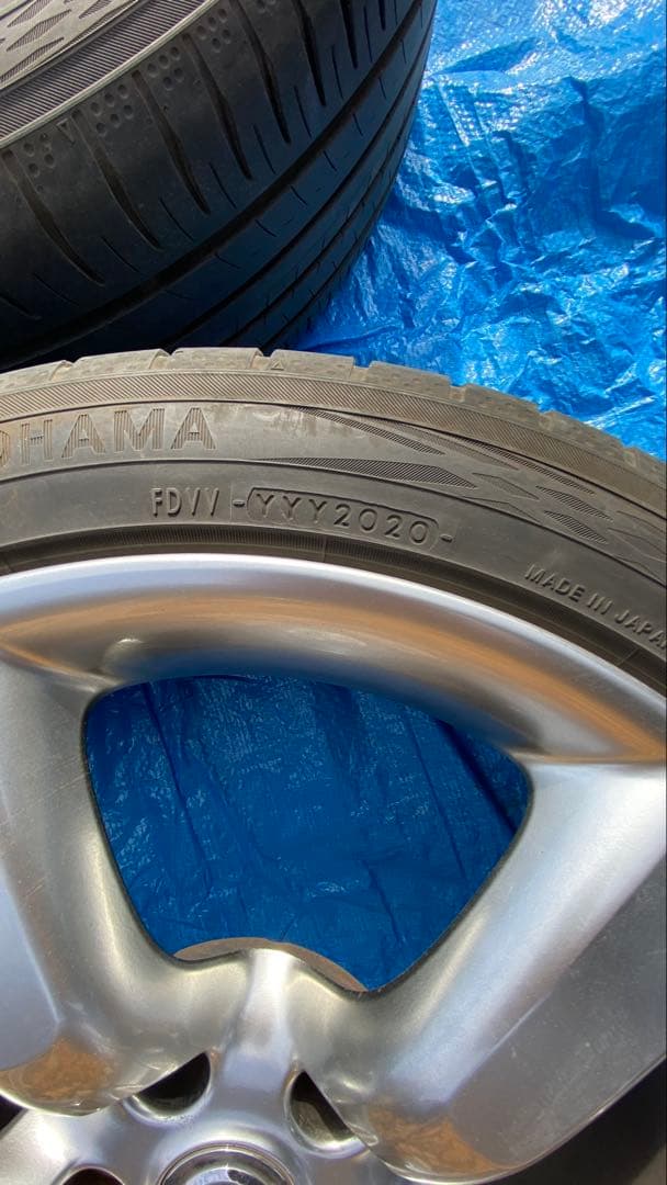 Z33後期純正18インチホイールセット タイヤ付き　リアサイズ4本