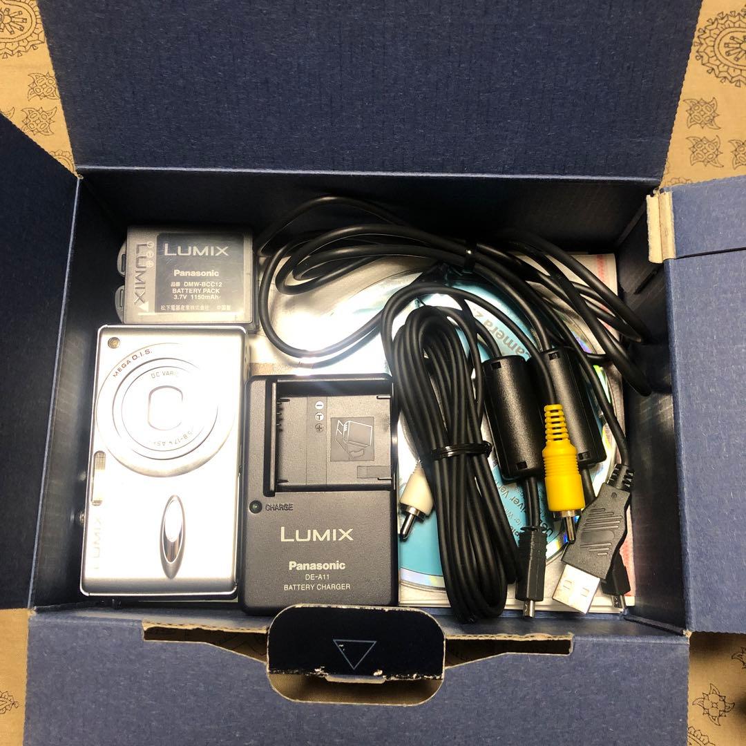完品 Panasonic DMC-FX8 デジカメ コンデジ 美品