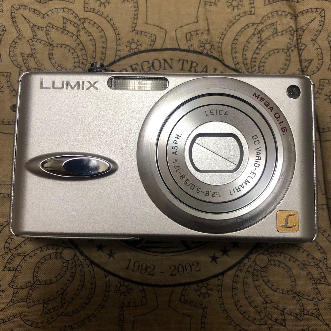 完品 Panasonic DMC-FX8 デジカメ コンデジ 美品