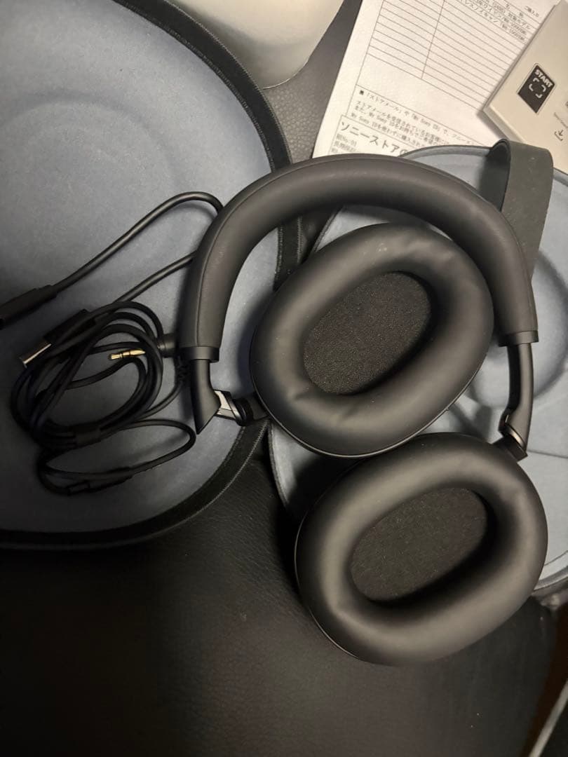 【ほぼ新品】SONY WH-1000XM6 ワイヤレスヘッドホン　ワイド3年保証