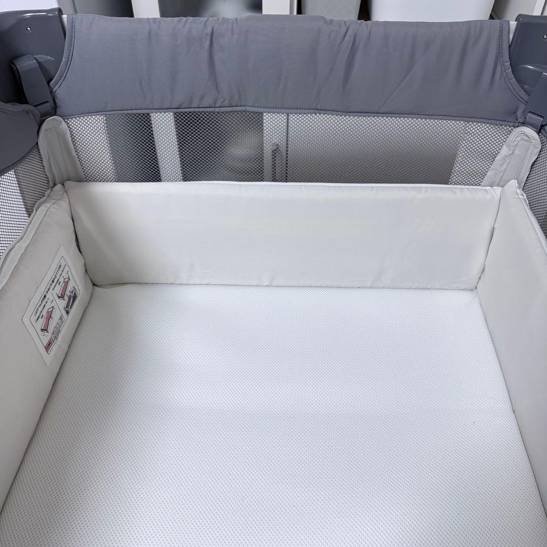 ココネルエアー AB アップリカ　ベビーベッド　グレーベアー