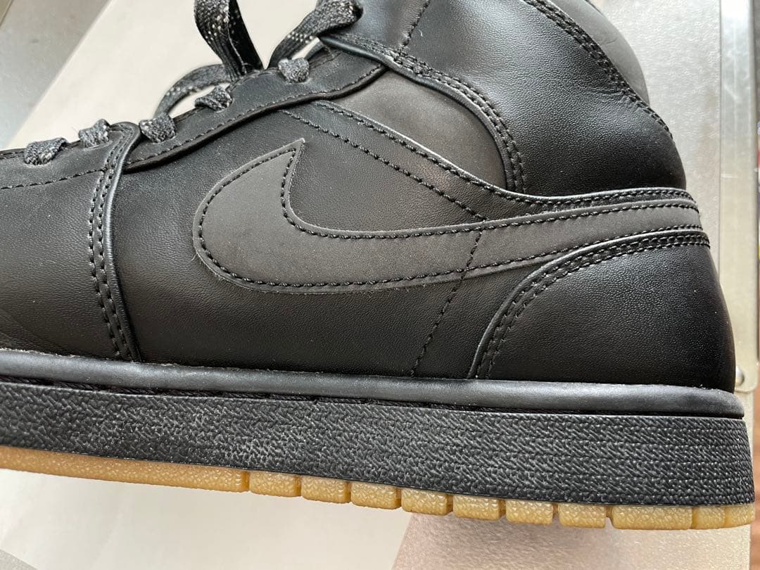 再値下げ⭐︎エアジョーダン1 MID ウィンター ブラックガムAA3992-002