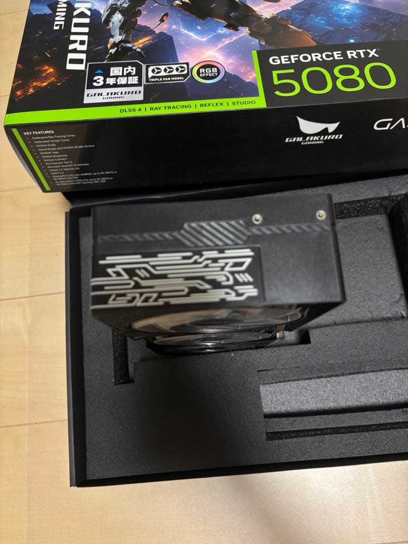 GALAKURO GAMING GEFORCE RTX 5080 グラフィックB