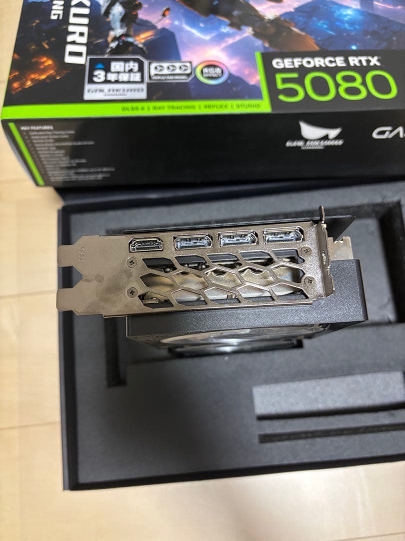 GALAKURO GAMING GEFORCE RTX 5080 グラフィックB