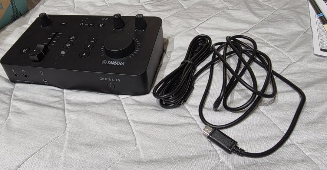 YAMAHA ZG01 オーディオミキサー