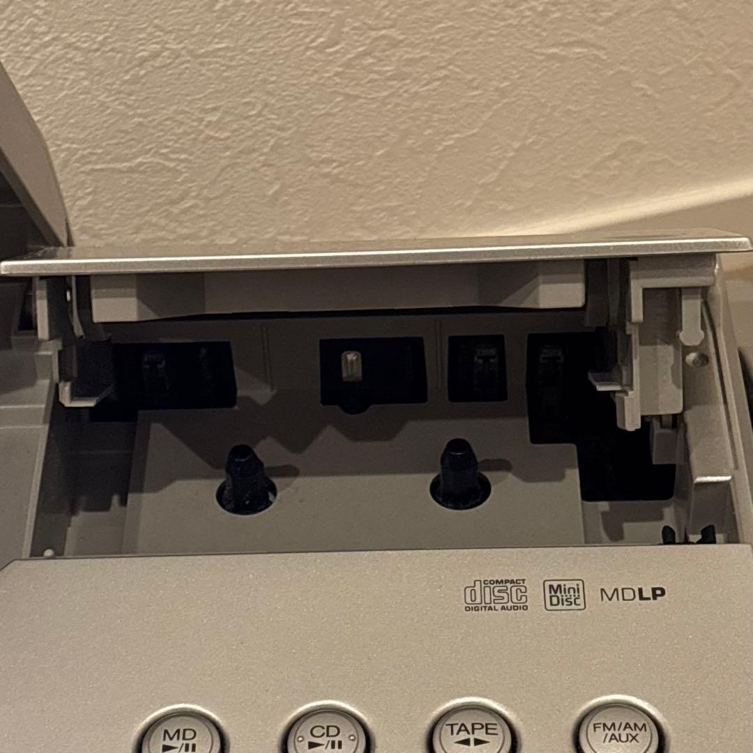 極美品VictorCD-MDポータブルシステムRC-LIMDClaviaラジカセ