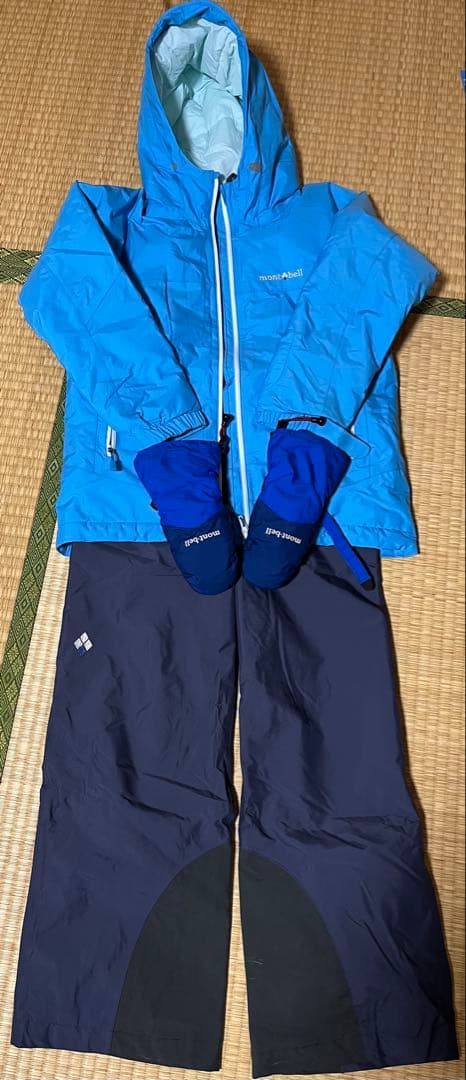 モンベル　子ども用スキーウェアセット（青）
