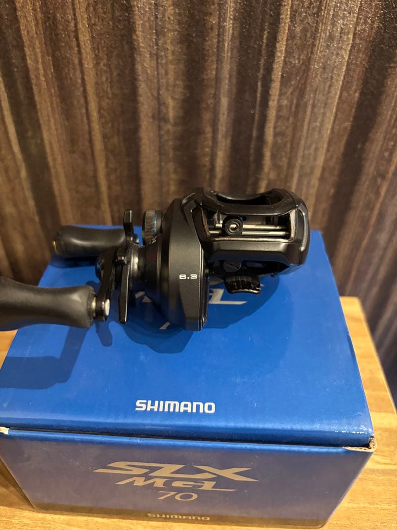 SHIMANO SLX MGL 70 ベイトリール