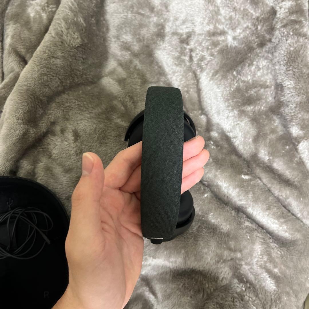 Sennheiser Momentum 4ワイヤレスヘッドホン