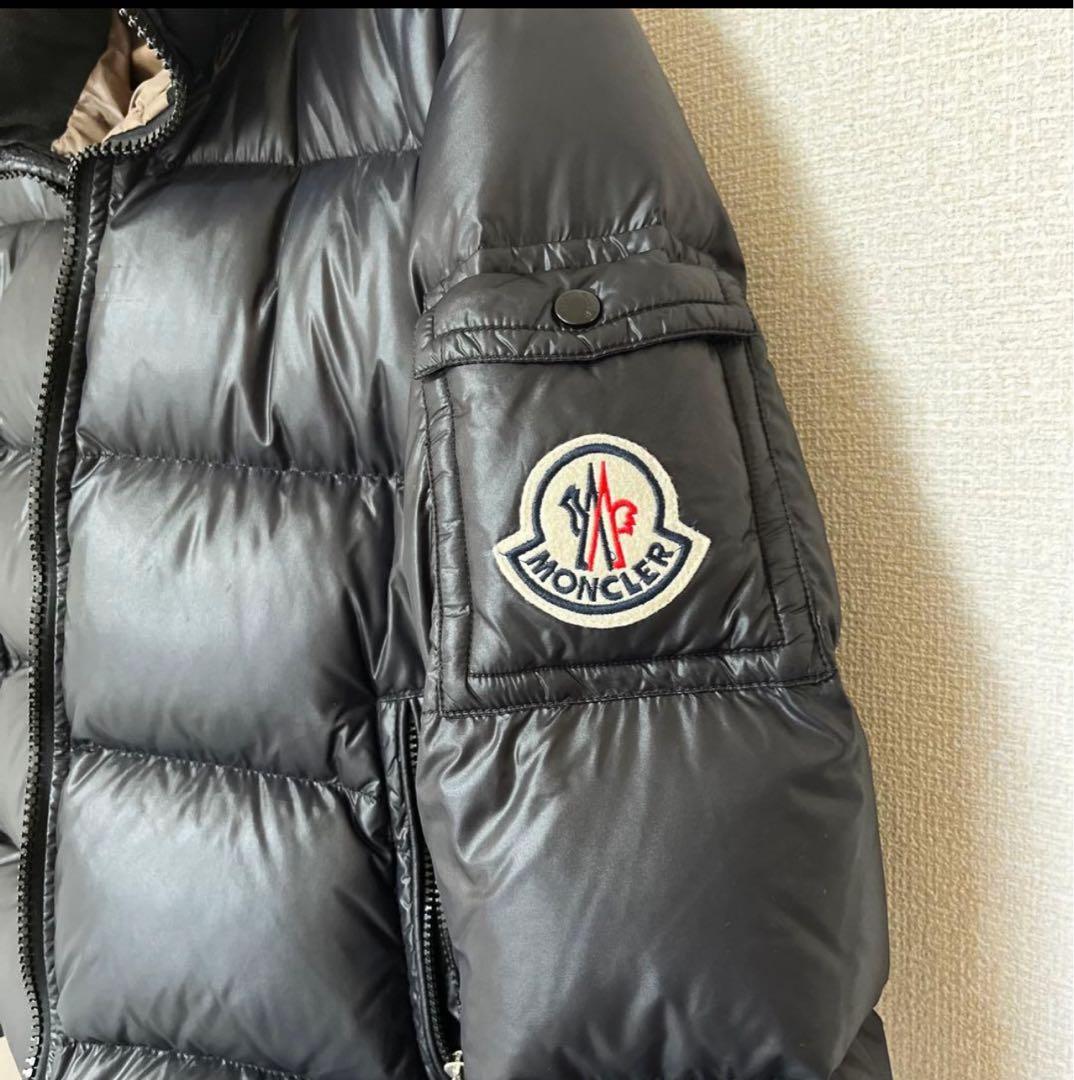MONCLER 黒 ダウンジャケット サイズ3